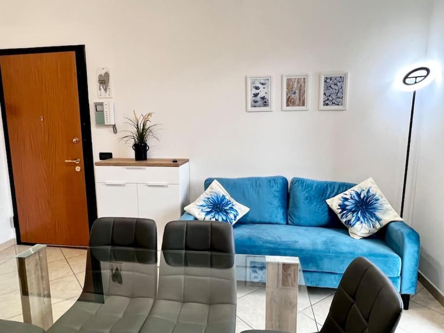 Comfyspot Apartment Rosia Екстериор снимка