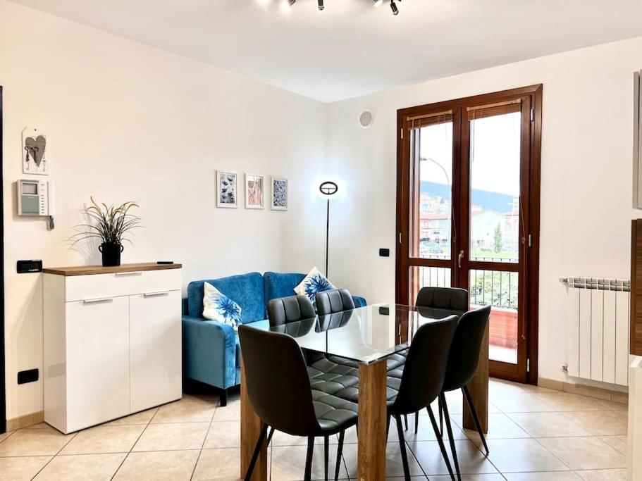 Comfyspot Apartment Rosia Екстериор снимка