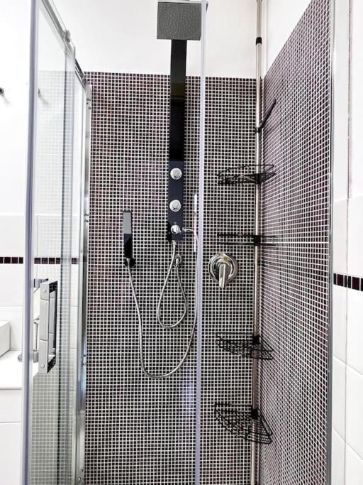 Comfyspot Apartment Rosia Екстериор снимка