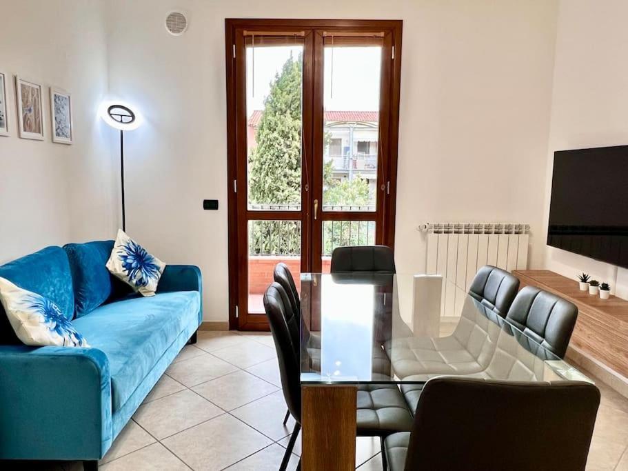 Comfyspot Apartment Rosia Екстериор снимка