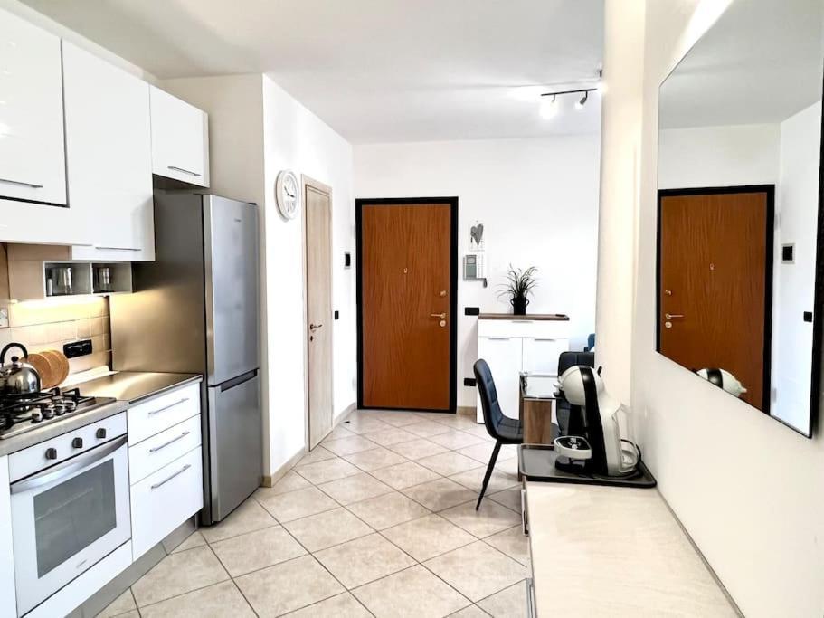 Comfyspot Apartment Rosia Екстериор снимка