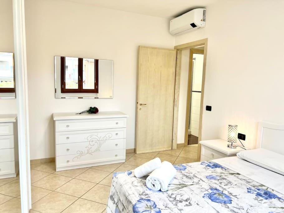 Comfyspot Apartment Rosia Екстериор снимка